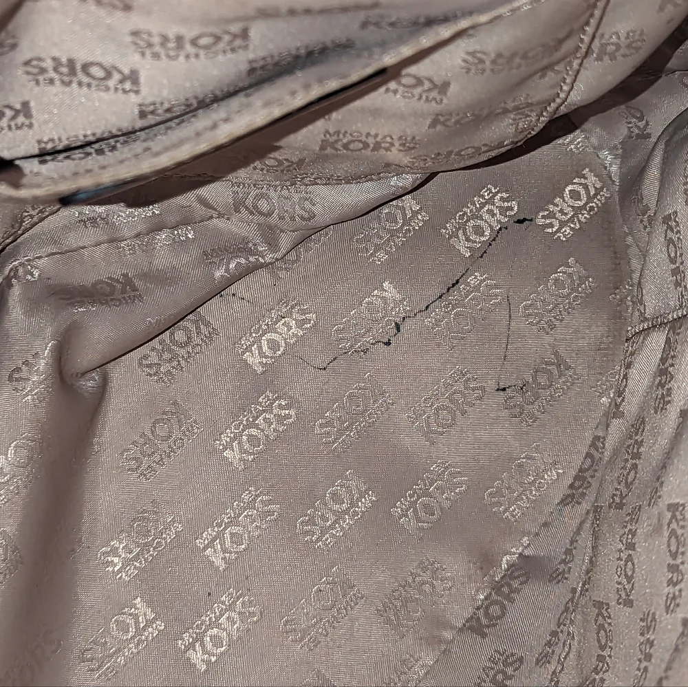 Michael Kors Yet Setter tote bag .